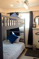 Whitetail Guesthouse - Hostel