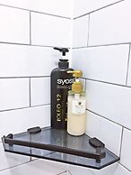 Whitetail Guesthouse - Hostel