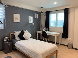 Whitetail Guesthouse - Hostel