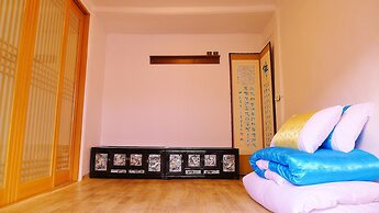 HanOK Guest House 201