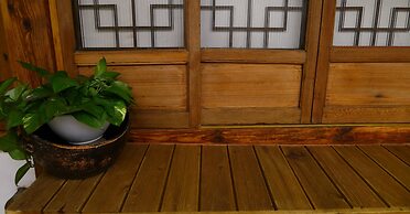 HanOK Guest House 201