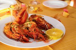 Leo's Beach Hotel & Restaurant - Adults Only