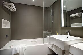 L7 MYEONGDONG by LOTTE