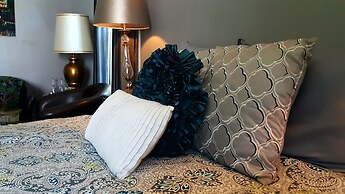 The Muse Gallery Guesthouse