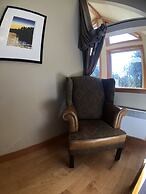 Black Bear Guesthouse