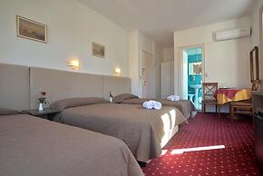 Konstantinoupolis Hotel