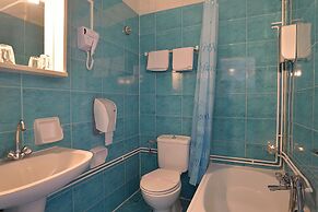 Konstantinoupolis Hotel