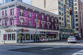 Ram's Hotel