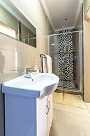 Discovery Guest House