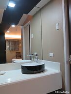 Lucky 9 Budget Hotel