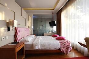 Ocean View Residence - Hotel Jepara