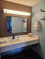 Sumner Motor Inn