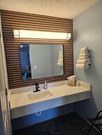 Sumner Motor Inn