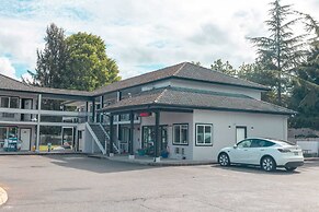 Sumner Motor Inn