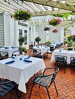 Inn on Main Hotel