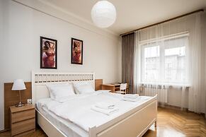 Apartamenty Wawa Centrum by Your Freedom