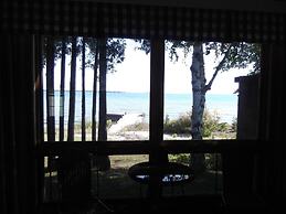 Square Rigger Harbor Motel