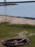 Square Rigger Harbor Motel