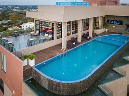 Golden Tulip Belitung