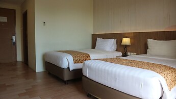 Golden Tulip Belitung