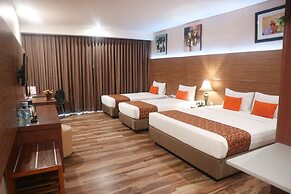 Golden Tulip Belitung