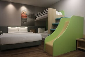 Golden Tulip Belitung