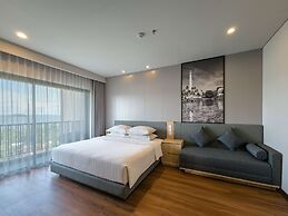 Golden Tulip Belitung