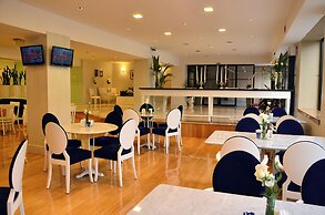 Le Parc Hotel & Suites