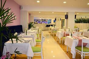 Le Parc Hotel & Suites