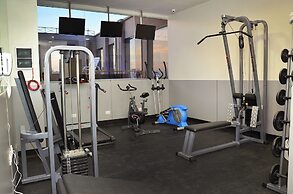 Le Parc Hotel & Suites