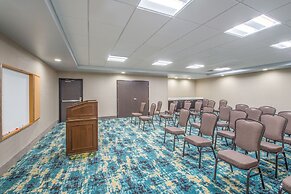 Holiday Inn Express & Suites Shawnee-Kansas City West by IHG