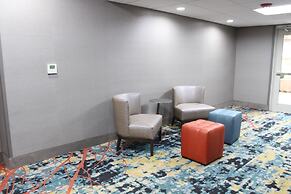 Holiday Inn Express & Suites Shawnee-Kansas City West by IHG