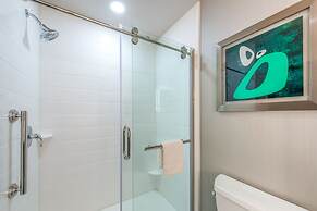 Holiday Inn Express & Suites Shawnee-Kansas City West by IHG