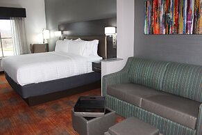 Holiday Inn Express & Suites Shawnee-Kansas City West by IHG