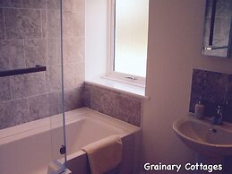 The Grainary Cottages