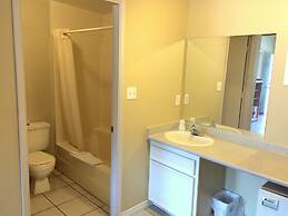 Golden Sands Resort Motel