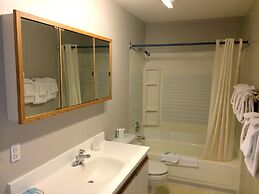 Golden Sands Resort Motel