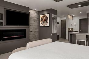 Ramada by Wyndham Laval