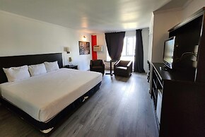 Ramada by Wyndham Laval