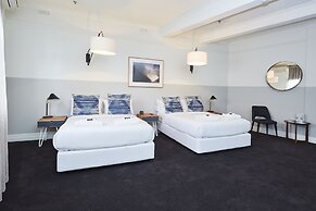 Bridgeview Hotel Willoughby