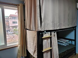 Birdsnest Hostel Hongdae