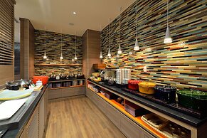 Almont Hotel Naha Kenchomae