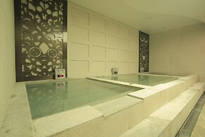 Booyoung Hotel & Resort