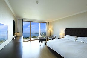 Booyoung Hotel & Resort