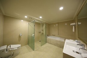 Booyoung Hotel & Resort