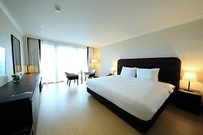 Booyoung Hotel & Resort
