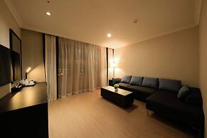 Booyoung Hotel & Resort