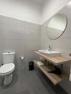 Lisbon Check-In Guesthouse