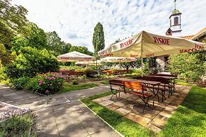 Kadyny Folwark Hotel & Spa