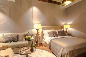 Procurator 7 Luxury Rooms